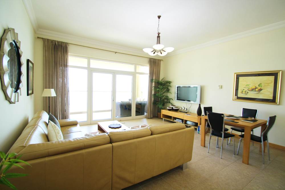 Palm-Jumeirah-Kennedy-Towers
