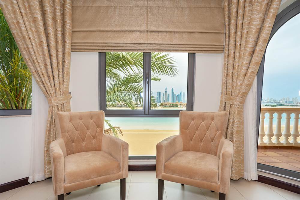 5-Bedroom-Villa-Frond-L-Palm-Jumeirah-Kennedy-Towers